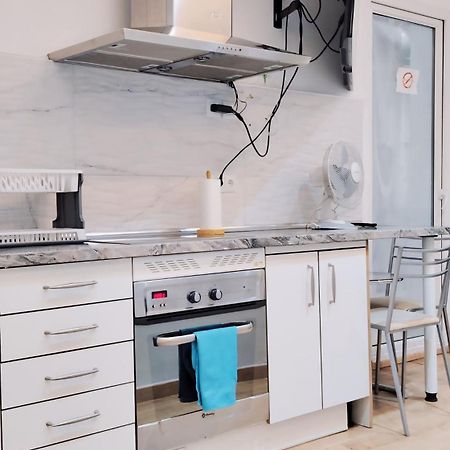 Centrico Apartamento Con Patio マドリード エクステリア 写真