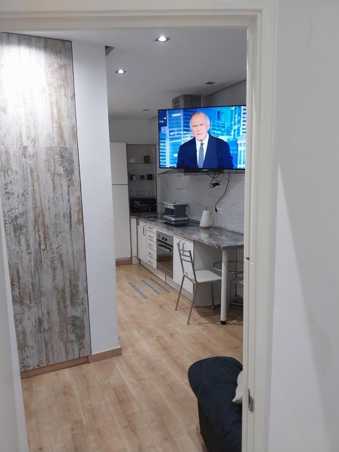Centrico Apartamento Con Patio マドリード エクステリア 写真