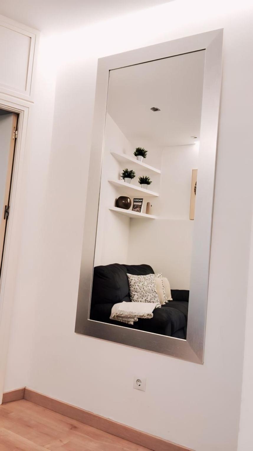 Centrico Apartamento Con Patio マドリード エクステリア 写真
